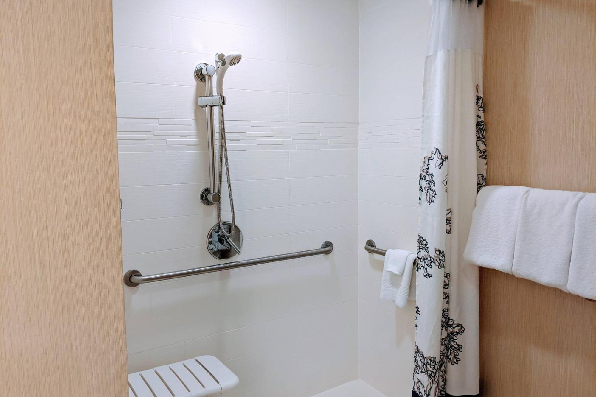 Residence Inn By Marriott Cleveland Beachwood Bagian luar foto